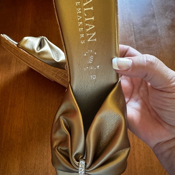 Italian Shoemaker wedge sandals size 10 - Picture 3 of 7